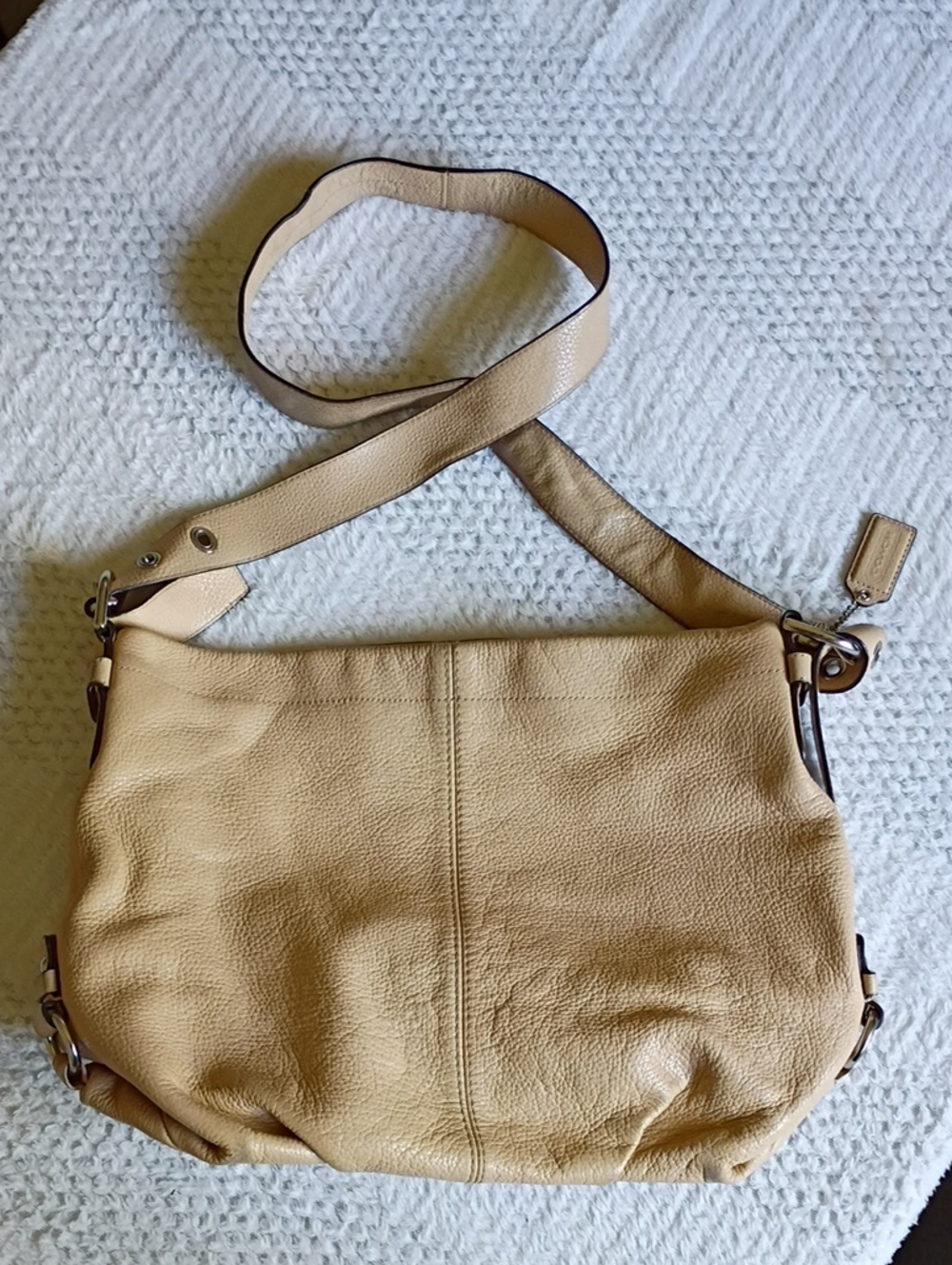 Coach Leather Shoulder Bag in Tan
